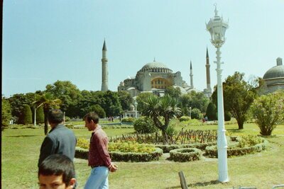 Photo of the gardens around the Blue Mosque in Istanbul, Turkiye in 1985
